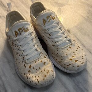APL White and Gold phantom cow hair Speckled Sneakers